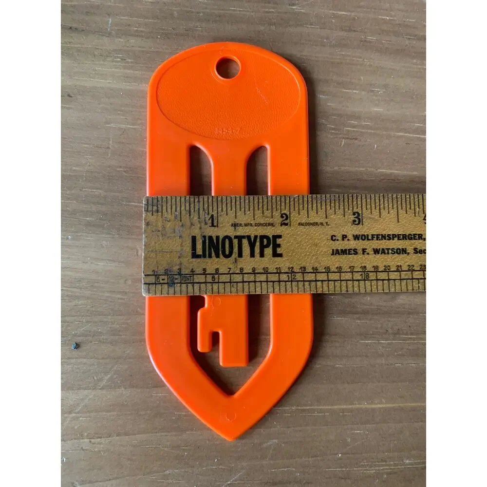 Vtg Tupperware JUMBO Paperclip Bookmark Coupon Holder Cookbook Orange #1454-7